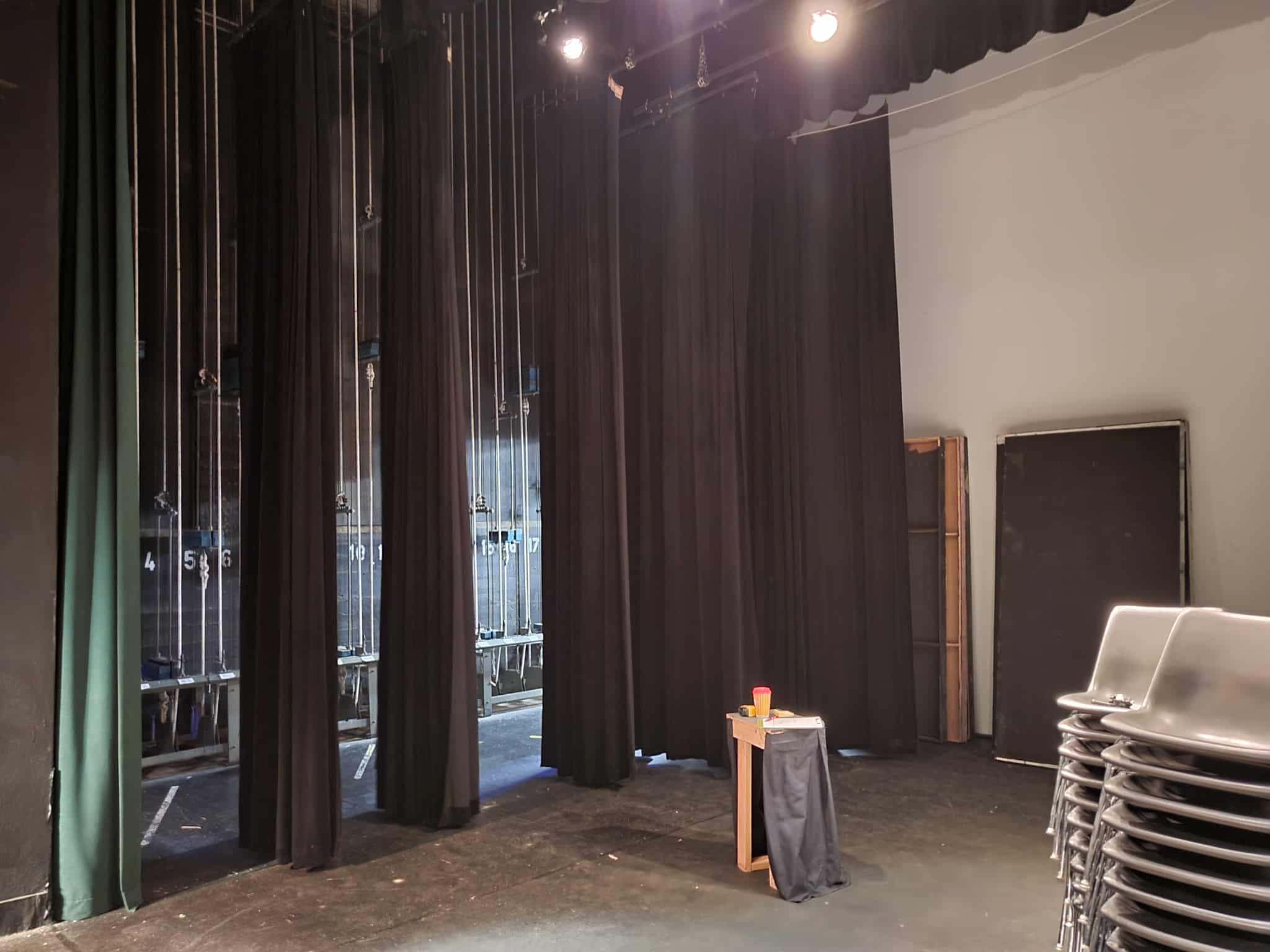 SR Curtains